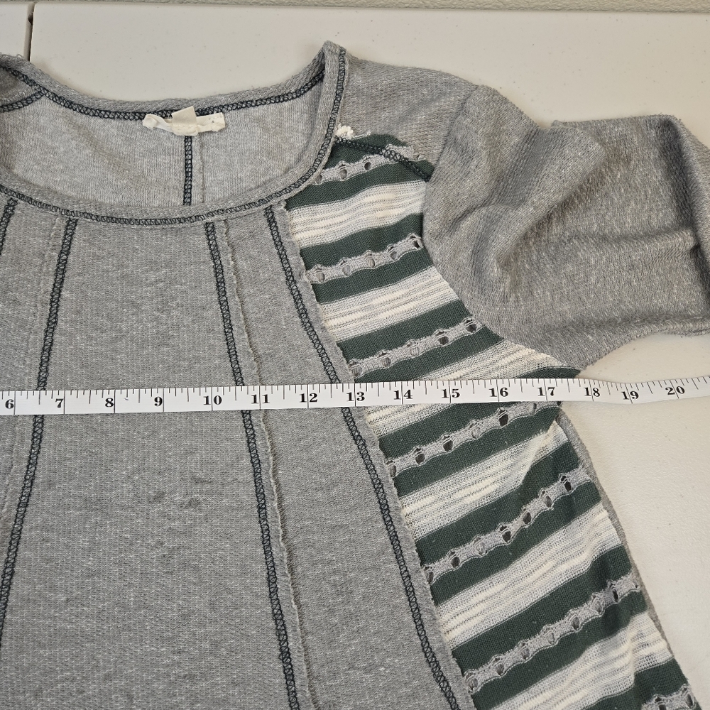 Hem & Thread Knit Swing Top XL Gray and Green - Picture 13 of 14